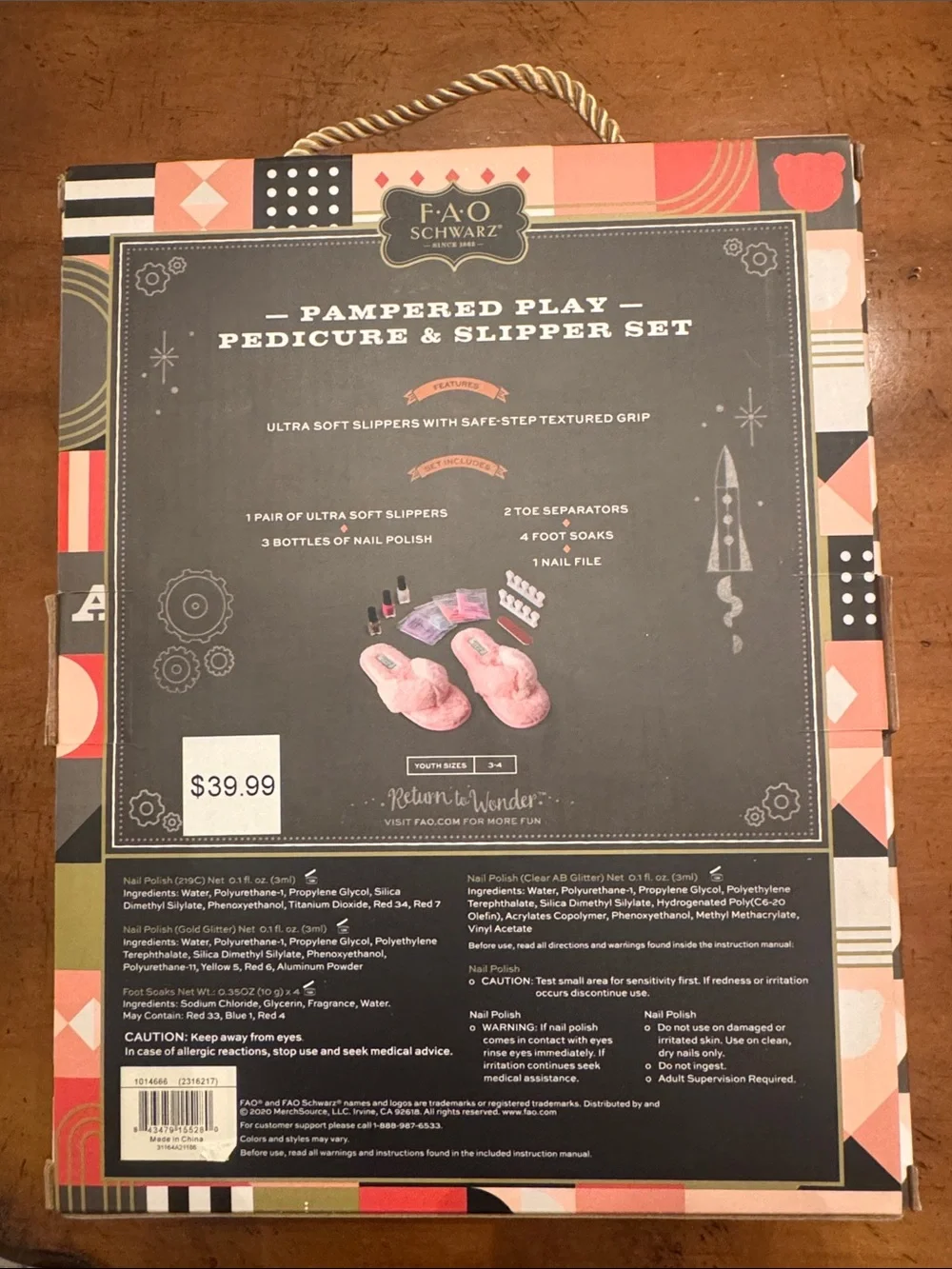 FAO Schwarz Pink Plush Pedicure & Slipper Spa Set